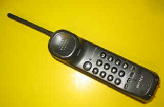 telefon.jpg (14245 Byte)